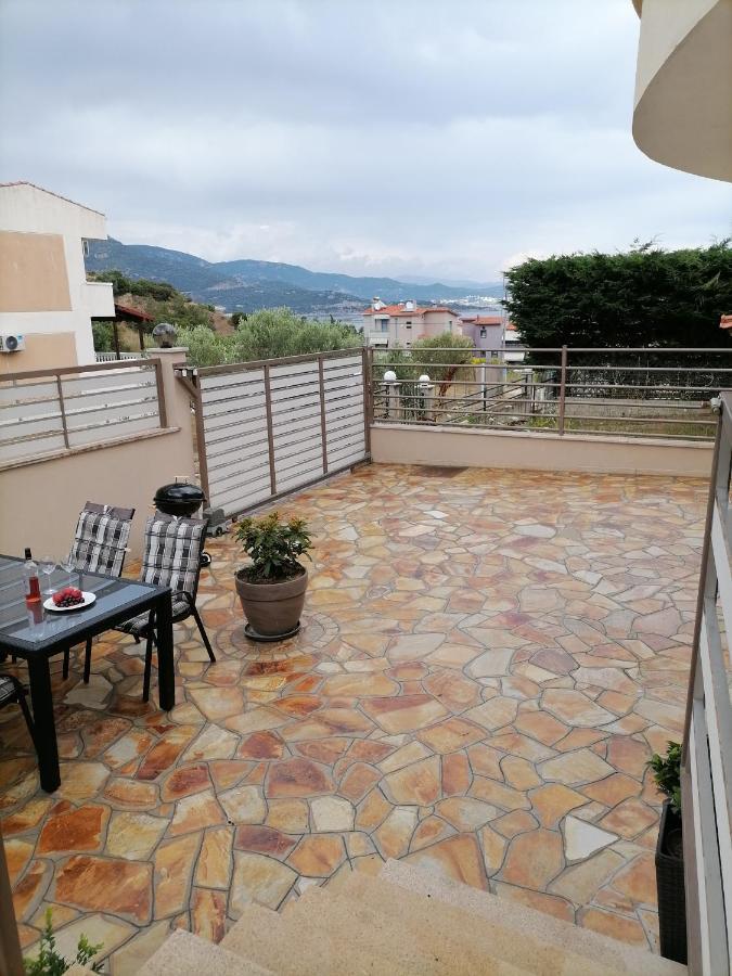 Tini’s Apartment Nea Iraklitsa Bagian luar foto